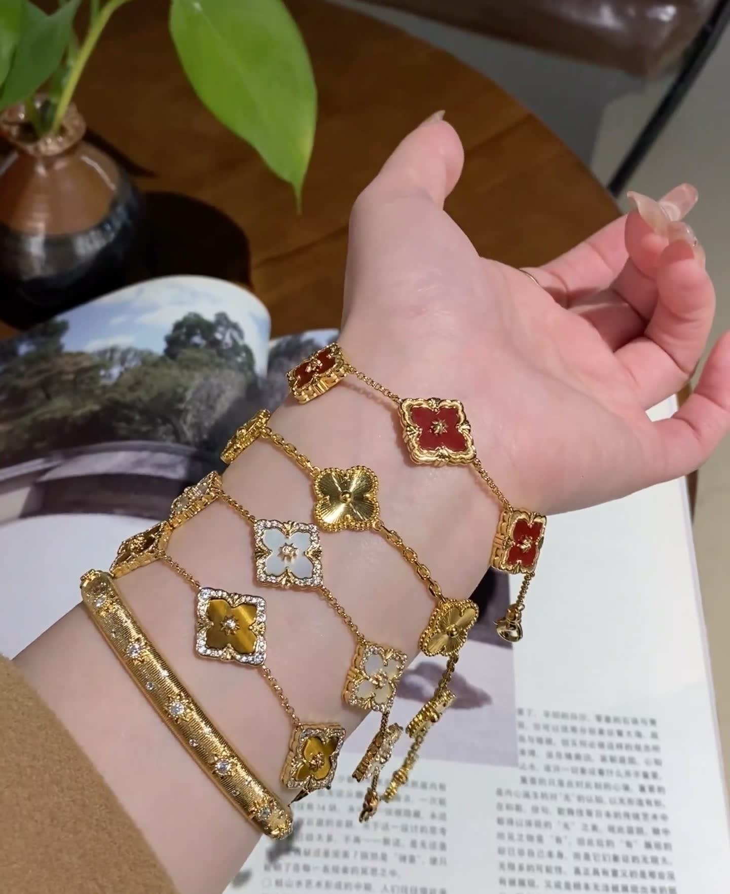Van Cleef & Arpels Alhambra Bracelet